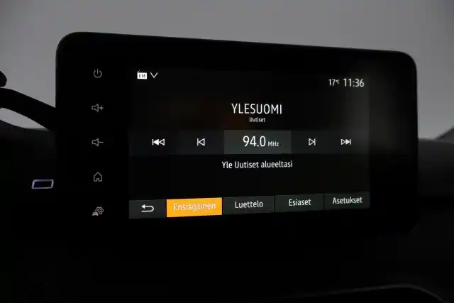 Vihreä Maastoauto, Dacia Sandero Stepway – RUV-237