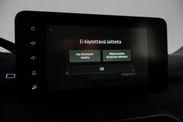 Vihreä Maastoauto, Dacia Sandero Stepway – RUV-237