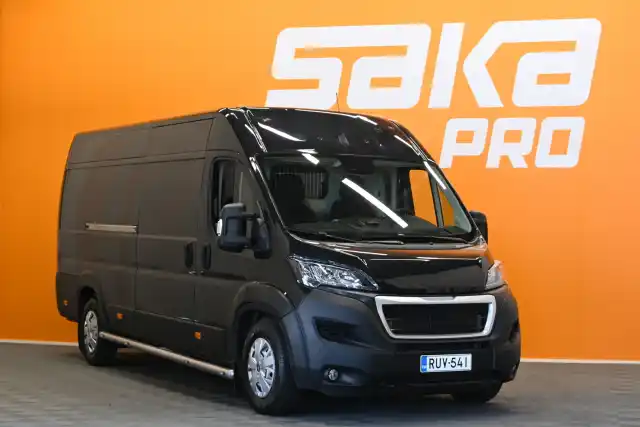 Harmaa Pakettiauto, Peugeot Boxer – RUV-541