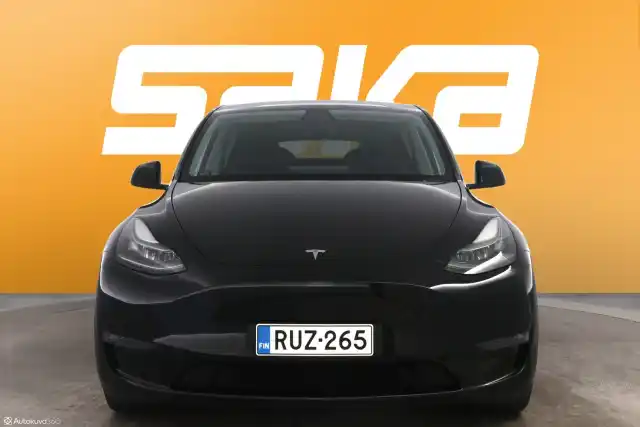 Musta Maastoauto, Tesla Model Y – RUZ-265