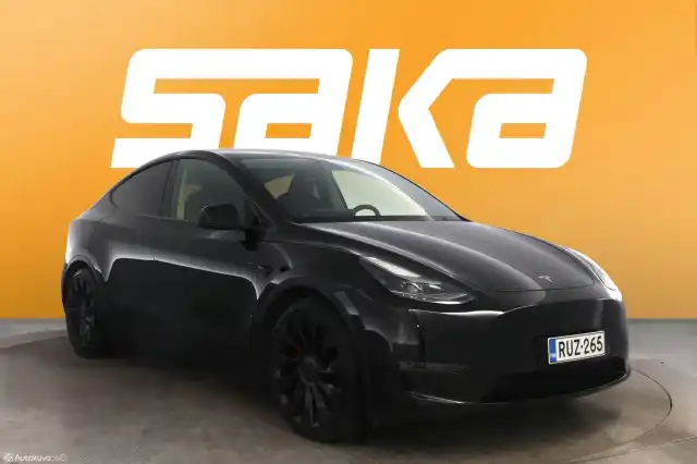 Musta Maastoauto, Tesla Model Y – RUZ-265