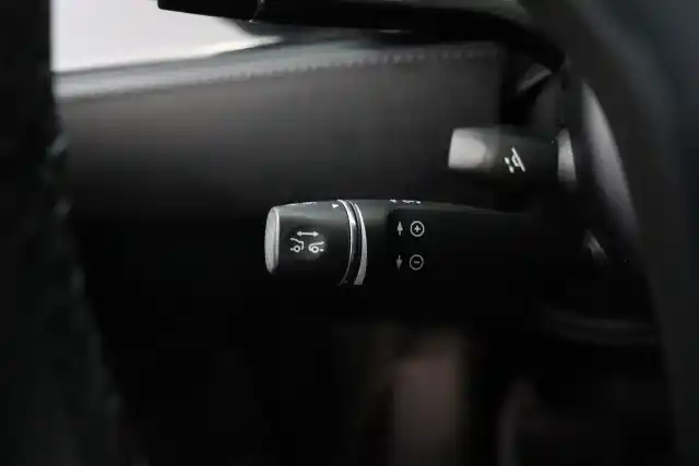 Musta Maastoauto, Tesla Model X – RVC-479