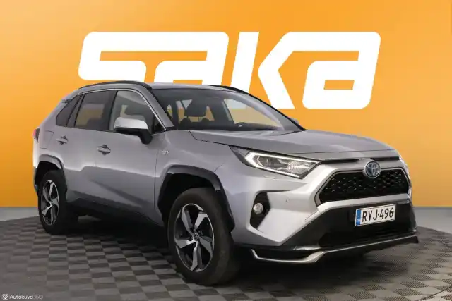 Harmaa Maastoauto, Toyota RAV4 – RVJ-496