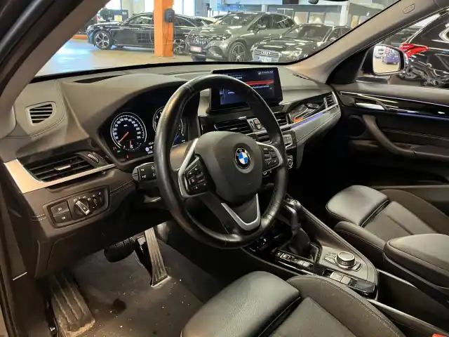Harmaa Farmari, BMW X1 – RVM-287