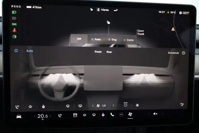 Harmaa Maastoauto, Tesla Model Y – RVN-910