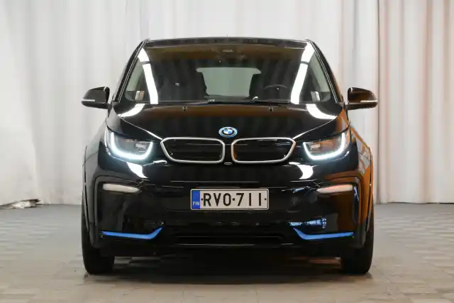 Musta Viistoperä, BMW I3S – RVO-711