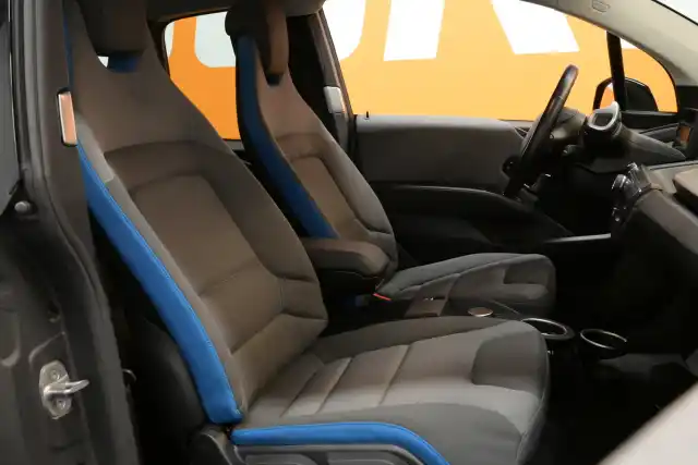 Musta Viistoperä, BMW I3S – RVO-711