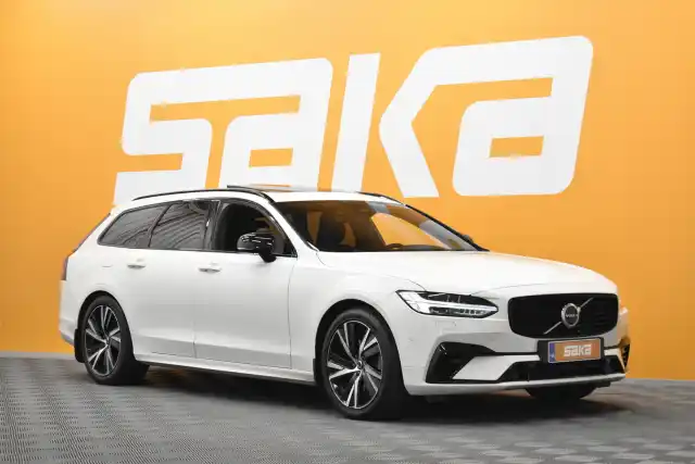 Valkoinen Farmari, Volvo V90 – RVR-718