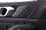 Musta Maastoauto, BMW X5 – RVR-809, kuva 21