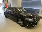 Musta Sedan, Lexus ES300 – RVV-694, kuva 3