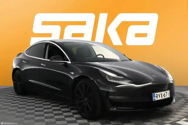 Musta Sedan, Tesla Model 3 – RVX-671