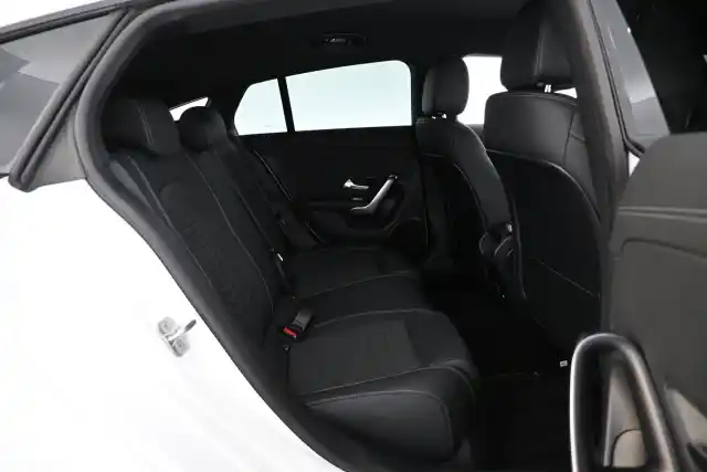 Valkoinen Farmari, Mercedes-Benz CLA – RXB-410
