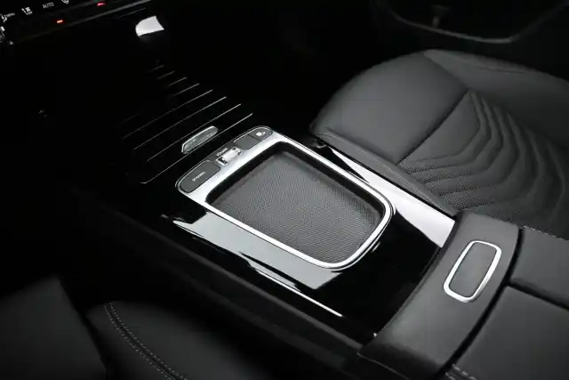 Valkoinen Farmari, Mercedes-Benz CLA – RXB-410