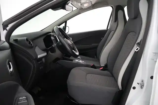 Valkoinen Viistoperä, Renault Zoe – RXK-504