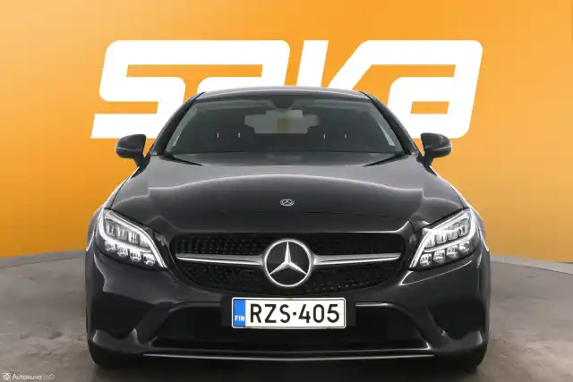 Harmaa Coupe, Mercedes-Benz C – RZS-405