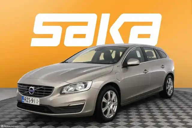 Ruskea Farmari, Volvo V60 – RZS-911