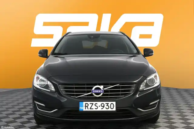 Musta Farmari, Volvo V60 – RZS-930