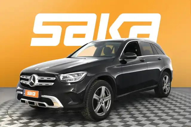 Musta Maastoauto, Mercedes-Benz GLC – SAK-00957