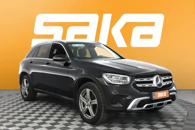 Musta Maastoauto, Mercedes-Benz GLC – SAK-00957