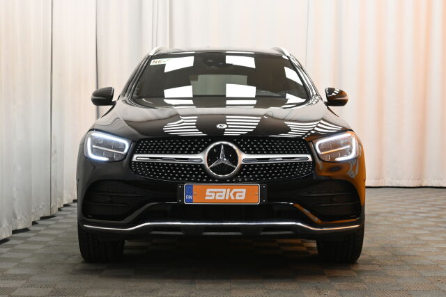 Musta Maastoauto, Mercedes-Benz GLC – SAK-01372