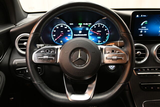 Musta Maastoauto, Mercedes-Benz GLC – SAK-01372