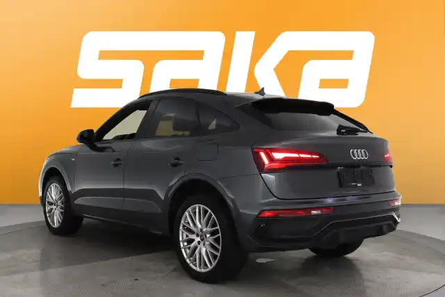 Harmaa Maastoauto, Audi Q5 – SAK-02218