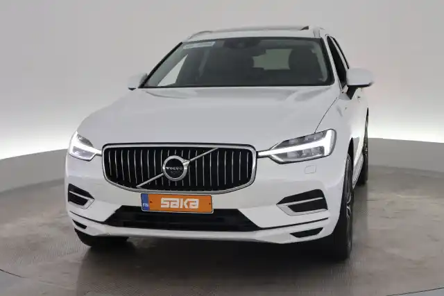 Valkoinen Maastoauto, Volvo XC60 – SAK-04896