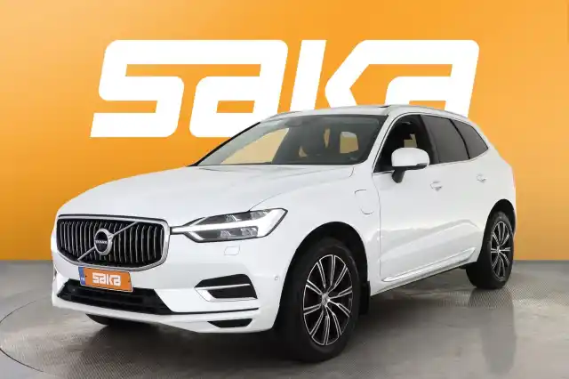 Valkoinen Maastoauto, Volvo XC60 – SAK-04896