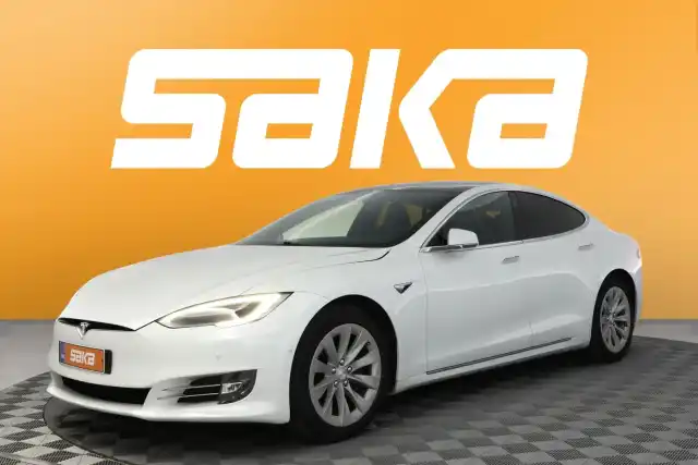 Valkoinen Sedan, Tesla Model S – SAK-13794