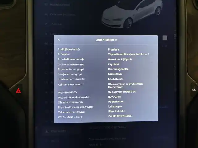 Valkoinen Sedan, Tesla Model S – SAK-13794