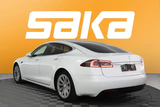 Valkoinen Sedan, Tesla Model S – SAK-13794