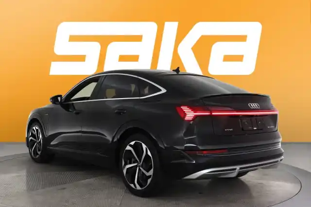 Musta Maastoauto, Audi e-tron – SAK-16291