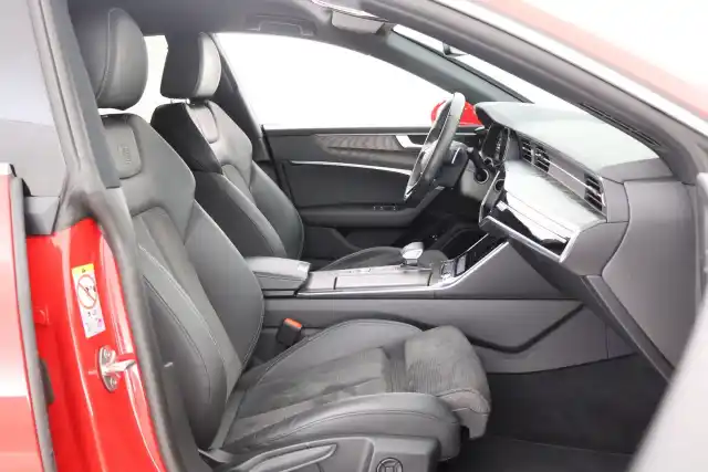 Punainen Viistoperä, Audi A7 – SAK-20648
