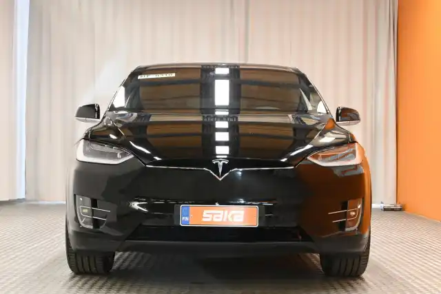 Musta Maastoauto, Tesla Model X – SAK-26644