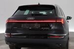 Musta Maastoauto, Audi e-tron – SAK-35447, kuva 10