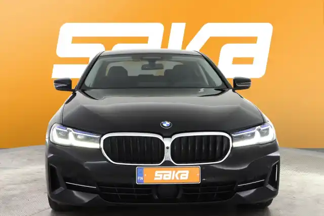 Musta Sedan, BMW 545 – SAK-45114