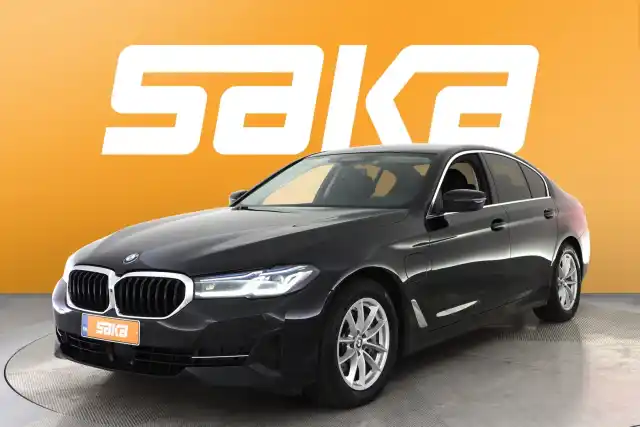 Musta Sedan, BMW 545 – SAK-45114