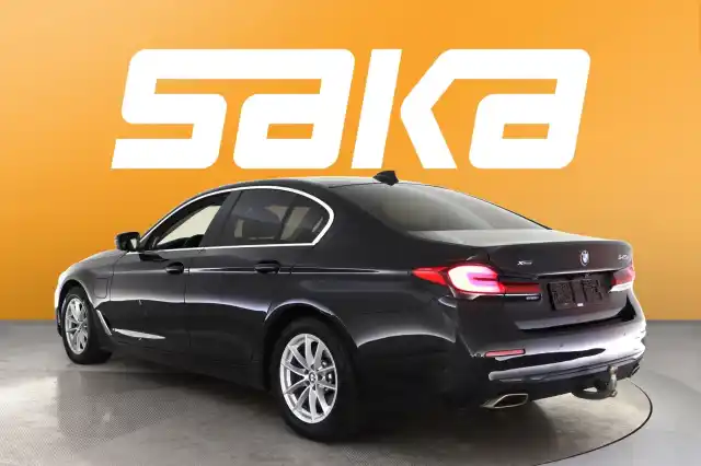 Musta Sedan, BMW 545 – SAK-45114