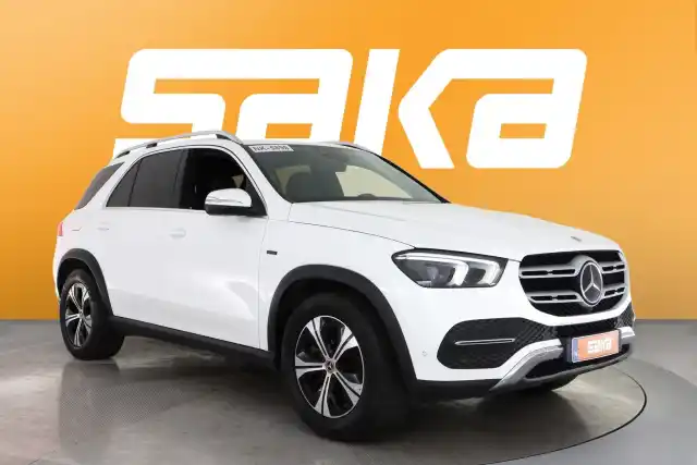 Valkoinen Maastoauto, Mercedes-Benz GLE – SAK-54390