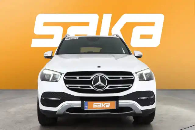 Valkoinen Maastoauto, Mercedes-Benz GLE – SAK-54390