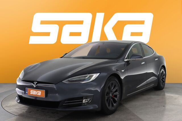 Harmaa Sedan, Tesla Model S – SAK-55763