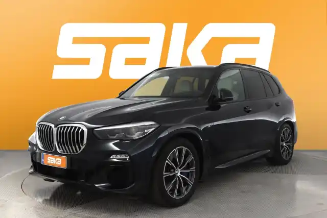 Musta Maastoauto, BMW X5 – SAK-59120