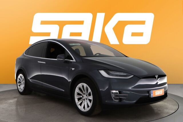 Harmaa Maastoauto, Tesla Model X – SAK-60504