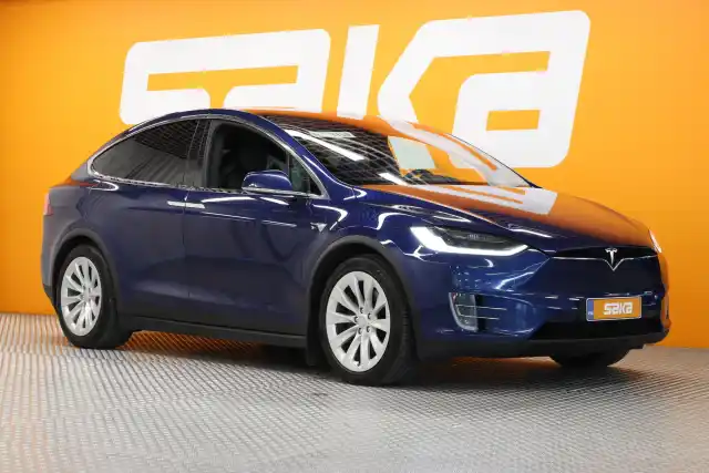 Sininen Maastoauto, Tesla Model X – SAK-63474