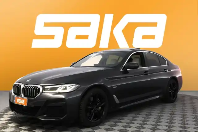 Harmaa Sedan, BMW 545 – SAK-70581