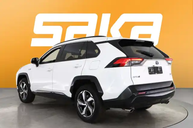 Valkoinen Maastoauto, Toyota RAV4 Plug-in – SAK-75303