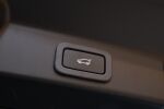 Valkoinen Maastoauto, Jaguar F-PACE – SAK-82049, kuva 30