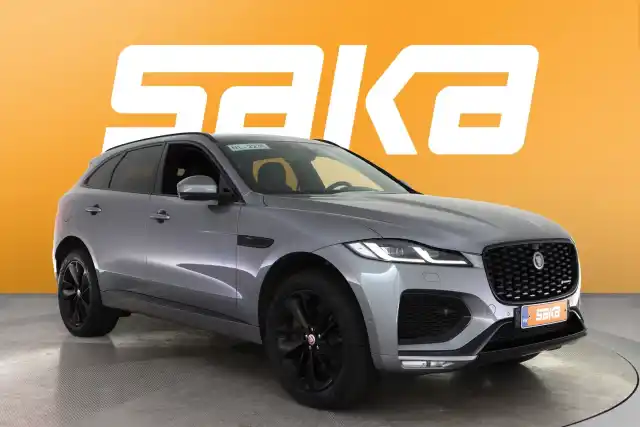 Harmaa Maastoauto, Jaguar F-PACE – SAK-82642