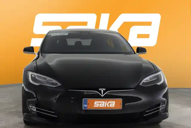 Musta Sedan, Tesla Model S – SAK-88308