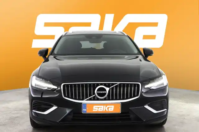 Musta Farmari, Volvo V60 – SAK-90130